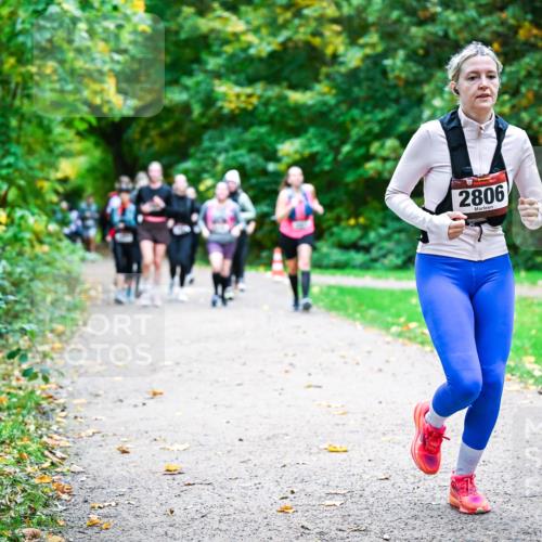 12.10.2025 - Bramfelder Halbmarathon 2025 Dr. Thomas Lammeyer http://msf.ph/oto/9350137 12.10.2025 10:33:01 Laufen 2806 meine-sportfotos.de