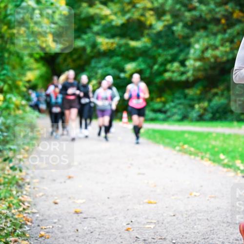 12.10.2025 - Bramfelder Halbmarathon 2025 Dr. Thomas Lammeyer http://msf.ph/oto/9350141 12.10.2025 10:33:02 Laufen 76 meine-sportfotos.de