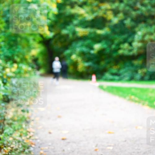 12.10.2025 - Bramfelder Halbmarathon 2025 Dr. Thomas Lammeyer http://msf.ph/oto/9350277 12.10.2025 10:33:28 Laufen  meine-sportfotos.de