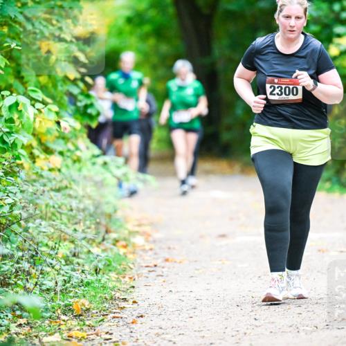 12.10.2025 - Bramfelder Halbmarathon 2025 Dr. Thomas Lammeyer http://msf.ph/oto/9350298 12.10.2025 10:33:42 Laufen 2300 meine-sportfotos.de