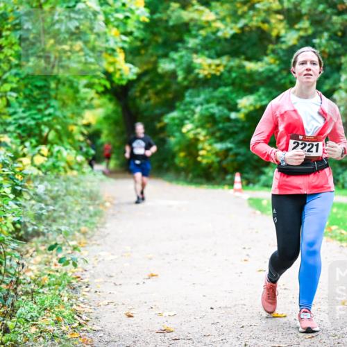 12.10.2025 - Bramfelder Halbmarathon 2025 Dr. Thomas Lammeyer http://msf.ph/oto/9350398 12.10.2025 10:34:01 Laufen 2221 meine-sportfotos.de