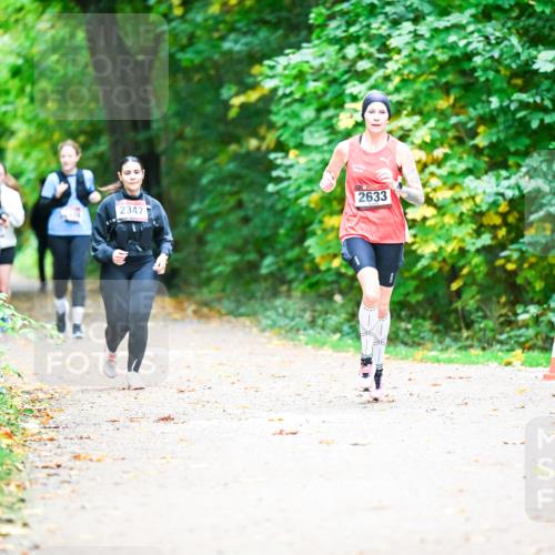 12.10.2025 - Bramfelder Halbmarathon 2025 Dr. Thomas Lammeyer http://msf.ph/oto/9350437 12.10.2025 10:34:11 Laufen 2633, 2347 meine-sportfotos.de
