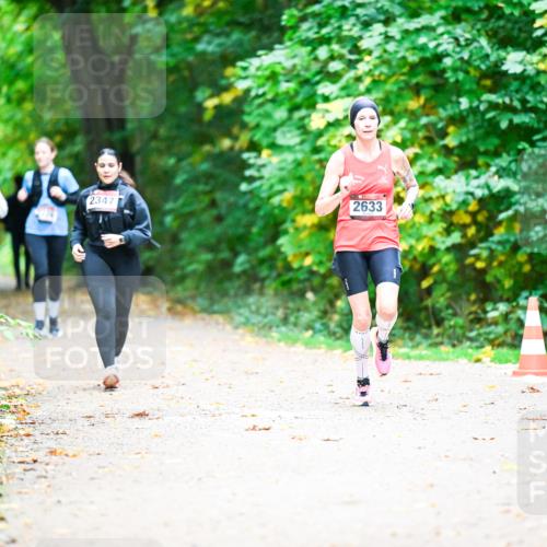 12.10.2025 - Bramfelder Halbmarathon 2025 Dr. Thomas Lammeyer http://msf.ph/oto/9350439 12.10.2025 10:34:11 Laufen 2347, 2633 meine-sportfotos.de
