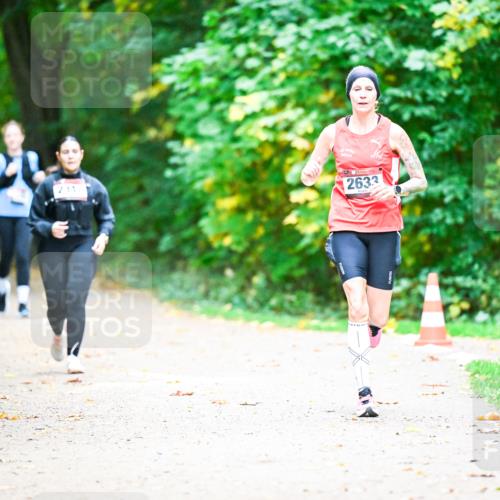 12.10.2025 - Bramfelder Halbmarathon 2025 Dr. Thomas Lammeyer http://msf.ph/oto/9350448 12.10.2025 10:34:12 Laufen 2347, 2633 meine-sportfotos.de