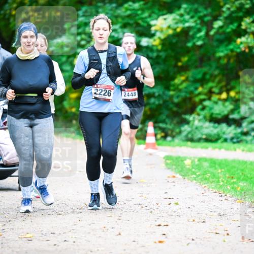 12.10.2025 - Bramfelder Halbmarathon 2025 Dr. Thomas Lammeyer http://msf.ph/oto/9350499 12.10.2025 10:34:23 Laufen 2226, 2448 meine-sportfotos.de