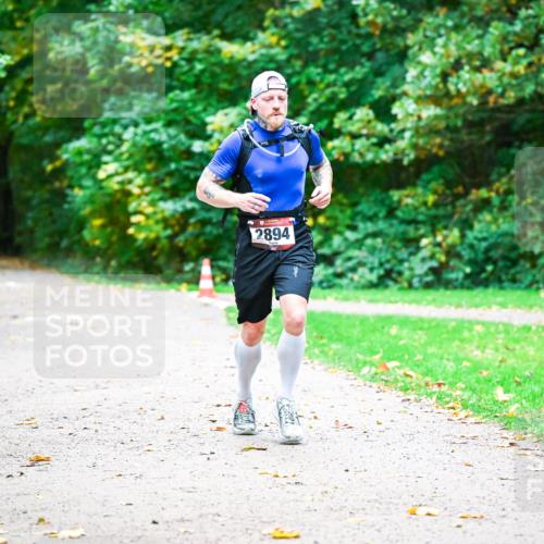 12.10.2025 - Bramfelder Halbmarathon 2025 Dr. Thomas Lammeyer http://msf.ph/oto/9350537 12.10.2025 10:34:33 Laufen 2894 meine-sportfotos.de