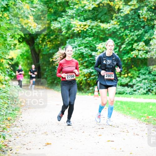 12.10.2025 - Bramfelder Halbmarathon 2025 Dr. Thomas Lammeyer http://msf.ph/oto/9350709 12.10.2025 10:35:26 Laufen 2750, 2809 meine-sportfotos.de