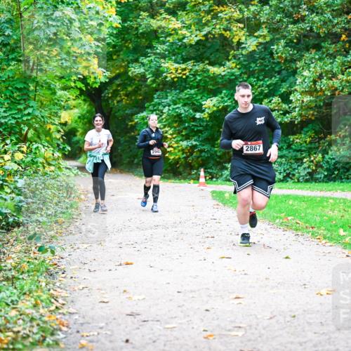 12.10.2025 - Bramfelder Halbmarathon 2025 Dr. Thomas Lammeyer http://msf.ph/oto/9350904 12.10.2025 10:36:21 Laufen 2943, 2867 meine-sportfotos.de