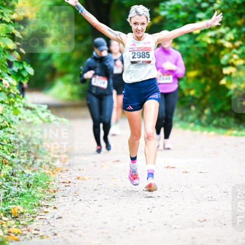 12.10.2025 - Bramfelder Halbmarathon 2025 Dr. Thomas Lammeyer http://msf.ph/oto/9350989 12.10.2025 10:36:58 Laufen 2985, 2245 meine-sportfotos.de