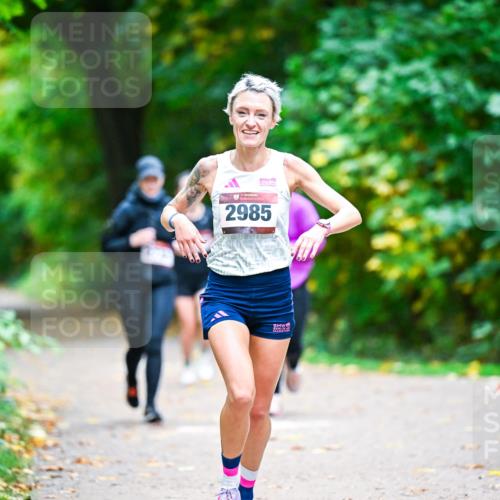 12.10.2025 - Bramfelder Halbmarathon 2025 Dr. Thomas Lammeyer http://msf.ph/oto/9350996 12.10.2025 10:36:59 Laufen 2985 meine-sportfotos.de