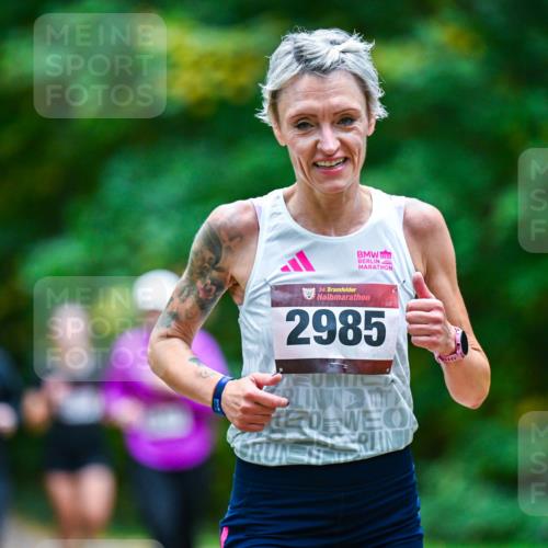 12.10.2025 - Bramfelder Halbmarathon 2025 Dr. Thomas Lammeyer http://msf.ph/oto/9351011 12.10.2025 10:37:01 Laufen 34, 2985 meine-sportfotos.de