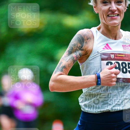 12.10.2025 - Bramfelder Halbmarathon 2025 Dr. Thomas Lammeyer http://msf.ph/oto/9351015 12.10.2025 10:37:02 Laufen 34, 485 meine-sportfotos.de
