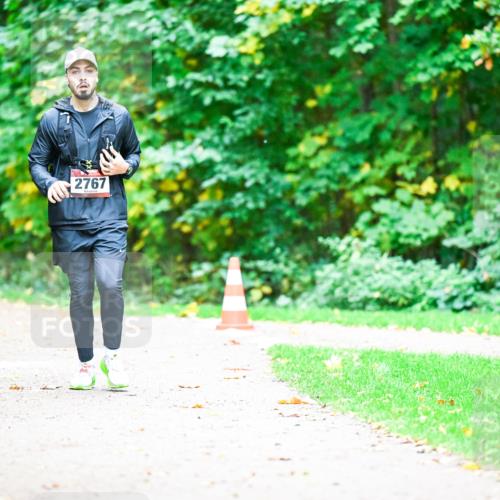 12.10.2025 - Bramfelder Halbmarathon 2025 Dr. Thomas Lammeyer http://msf.ph/oto/9351031 12.10.2025 10:37:16 Laufen 2767 meine-sportfotos.de