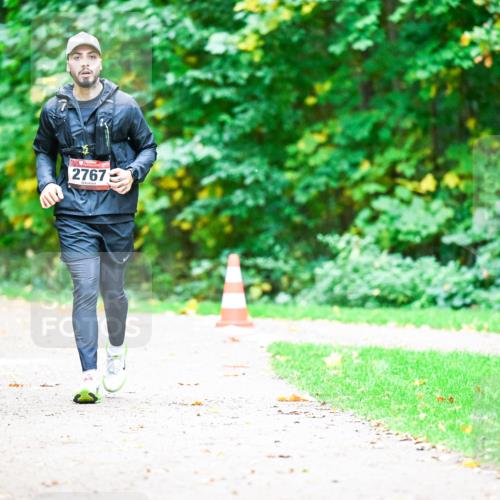 12.10.2025 - Bramfelder Halbmarathon 2025 Dr. Thomas Lammeyer http://msf.ph/oto/9351035 12.10.2025 10:37:16 Laufen 2767 meine-sportfotos.de