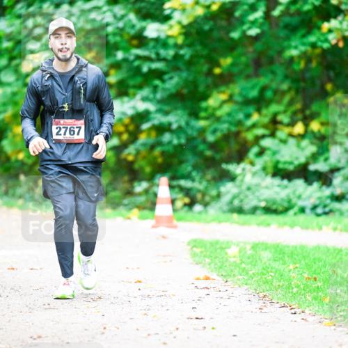 12.10.2025 - Bramfelder Halbmarathon 2025 Dr. Thomas Lammeyer http://msf.ph/oto/9351041 12.10.2025 10:37:17 Laufen 2767 meine-sportfotos.de