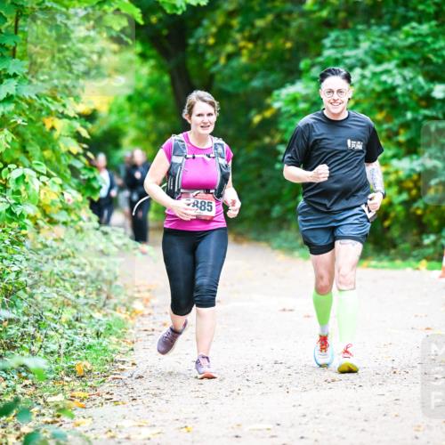 12.10.2025 - Bramfelder Halbmarathon 2025 Dr. Thomas Lammeyer http://msf.ph/oto/9351046 12.10.2025 10:37:24 Laufen 885 meine-sportfotos.de