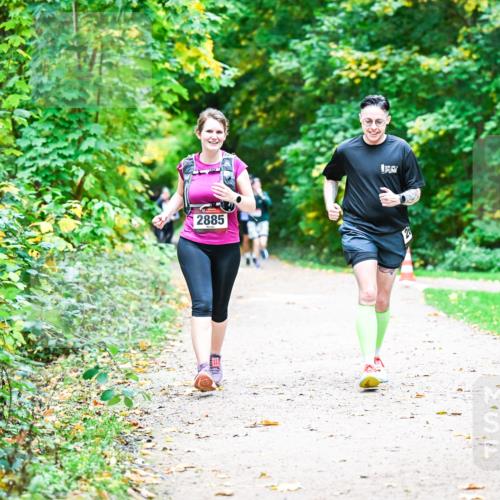12.10.2025 - Bramfelder Halbmarathon 2025 Dr. Thomas Lammeyer http://msf.ph/oto/9351059 12.10.2025 10:37:26 Laufen 2885 meine-sportfotos.de