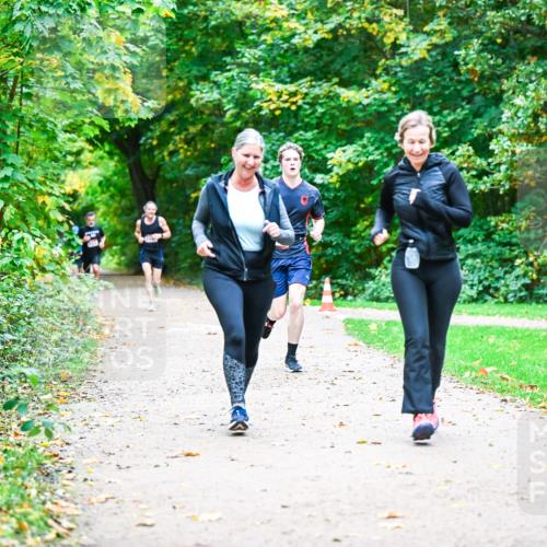 12.10.2025 - Bramfelder Halbmarathon 2025 Dr. Thomas Lammeyer http://msf.ph/oto/9351120 12.10.2025 10:37:39 Laufen  meine-sportfotos.de
