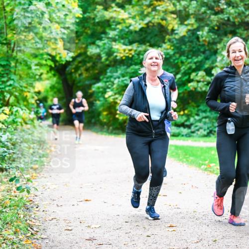 12.10.2025 - Bramfelder Halbmarathon 2025 Dr. Thomas Lammeyer http://msf.ph/oto/9351125 12.10.2025 10:37:40 Laufen  meine-sportfotos.de