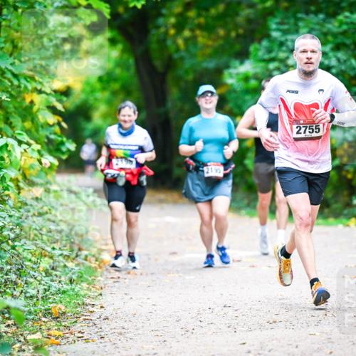 12.10.2025 - Bramfelder Halbmarathon 2025 Dr. Thomas Lammeyer http://msf.ph/oto/9351186 12.10.2025 10:37:52 Laufen 2195, 2755 meine-sportfotos.de