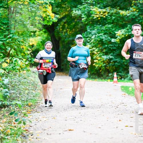 12.10.2025 - Bramfelder Halbmarathon 2025 Dr. Thomas Lammeyer http://msf.ph/oto/9351199 12.10.2025 10:37:55 Laufen 2198, 276 meine-sportfotos.de