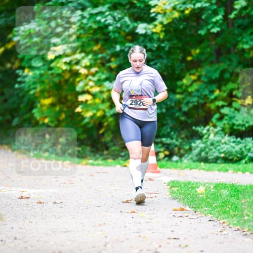 12.10.2025 - Bramfelder Halbmarathon 2025 Dr. Thomas Lammeyer http://msf.ph/oto/9351236 12.10.2025 10:38:21 Laufen 2919, 292 meine-sportfotos.de