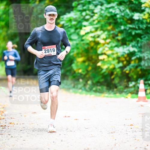 12.10.2025 - Bramfelder Halbmarathon 2025 Dr. Thomas Lammeyer http://msf.ph/oto/9351251 12.10.2025 10:38:23 Laufen 2919, 31 meine-sportfotos.de