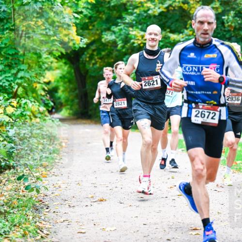 12.10.2025 - Bramfelder Halbmarathon 2025 Dr. Thomas Lammeyer http://msf.ph/oto/9351396 12.10.2025 10:38:51 Laufen 2437, 2821, 2621, 571, 2672, 2936 meine-sportfotos.de