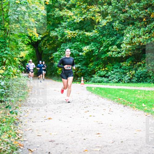 12.10.2025 - Bramfelder Halbmarathon 2025 Dr. Thomas Lammeyer http://msf.ph/oto/9351413 12.10.2025 10:39:01 Laufen 636 meine-sportfotos.de