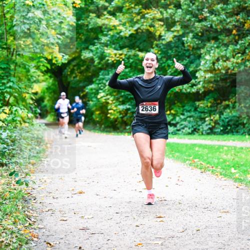 12.10.2025 - Bramfelder Halbmarathon 2025 Dr. Thomas Lammeyer http://msf.ph/oto/9351426 12.10.2025 10:39:03 Laufen 2636 meine-sportfotos.de