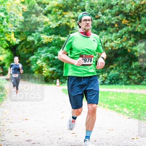 12.10.2025 - Bramfelder Halbmarathon 2025 Dr. Thomas Lammeyer http://msf.ph/oto/9351992 12.10.2025 10:41:31 Laufen 979 meine-sportfotos.de