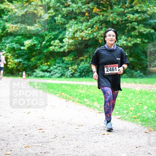 12.10.2025 - Bramfelder Halbmarathon 2025 Dr. Thomas Lammeyer http://msf.ph/oto/9352007 12.10.2025 10:41:35 Laufen 2461 meine-sportfotos.de