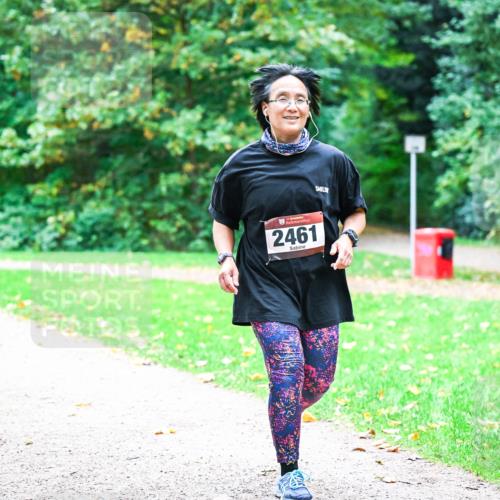 12.10.2025 - Bramfelder Halbmarathon 2025 Dr. Thomas Lammeyer http://msf.ph/oto/9352013 12.10.2025 10:41:36 Laufen 2461 meine-sportfotos.de