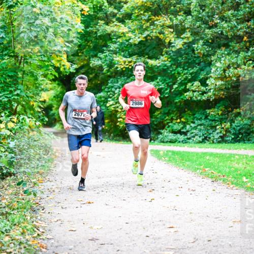 12.10.2025 - Bramfelder Halbmarathon 2025 Dr. Thomas Lammeyer http://msf.ph/oto/9352056 12.10.2025 10:41:46 Laufen 267, 2986 meine-sportfotos.de