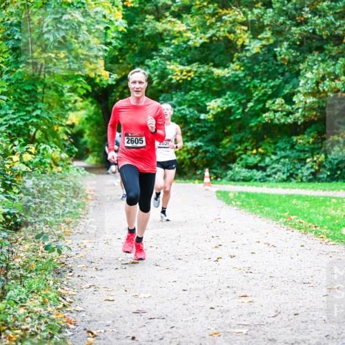 12.10.2025 - Bramfelder Halbmarathon 2025 Dr. Thomas Lammeyer http://msf.ph/oto/9352150 12.10.2025 10:42:25 Laufen 2605, 2026 meine-sportfotos.de