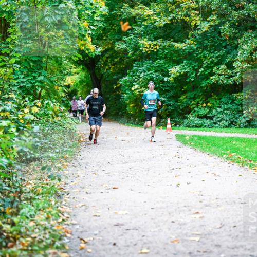 12.10.2025 - Bramfelder Halbmarathon 2025 Dr. Thomas Lammeyer http://msf.ph/oto/9352289 12.10.2025 10:43:04 Laufen 2164 meine-sportfotos.de