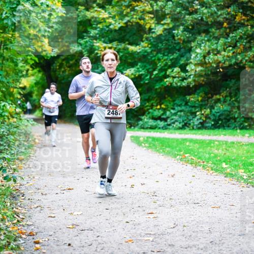 12.10.2025 - Bramfelder Halbmarathon 2025 Dr. Thomas Lammeyer http://msf.ph/oto/9352330 12.10.2025 10:43:11 Laufen  meine-sportfotos.de