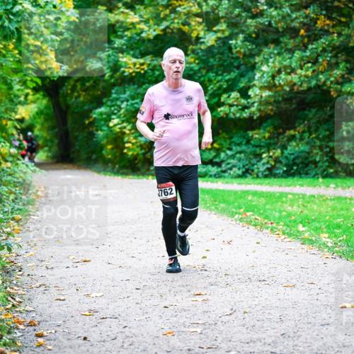 12.10.2025 - Bramfelder Halbmarathon 2025 Dr. Thomas Lammeyer http://msf.ph/oto/9352356 12.10.2025 10:43:18 Laufen 2762 meine-sportfotos.de