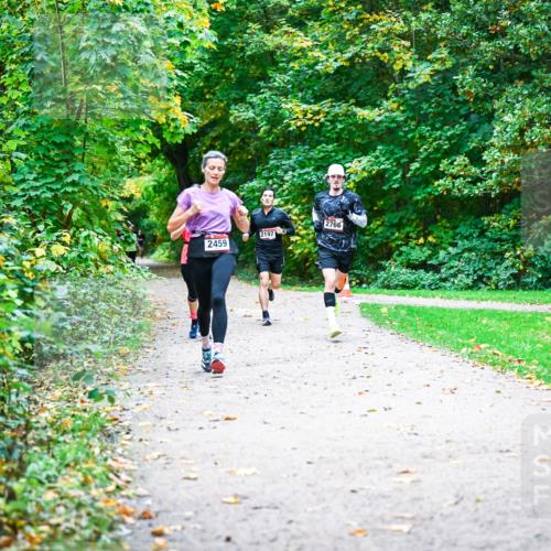 12.10.2025 - Bramfelder Halbmarathon 2025 Dr. Thomas Lammeyer http://msf.ph/oto/9352372 12.10.2025 10:43:27 Laufen 2459, 2197, 2766 meine-sportfotos.de