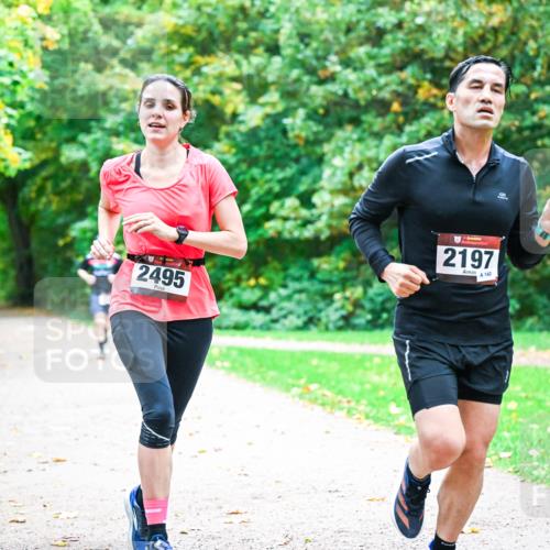 12.10.2025 - Bramfelder Halbmarathon 2025 Dr. Thomas Lammeyer http://msf.ph/oto/9352395 12.10.2025 10:43:31 Laufen 2495, 2197, 140 meine-sportfotos.de