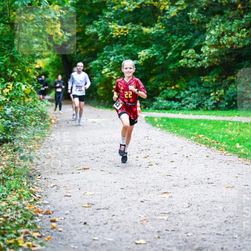 12.10.2025 - Bramfelder Halbmarathon 2025 Dr. Thomas Lammeyer http://msf.ph/oto/9352514 12.10.2025 10:43:57 Laufen 2161, 22 meine-sportfotos.de