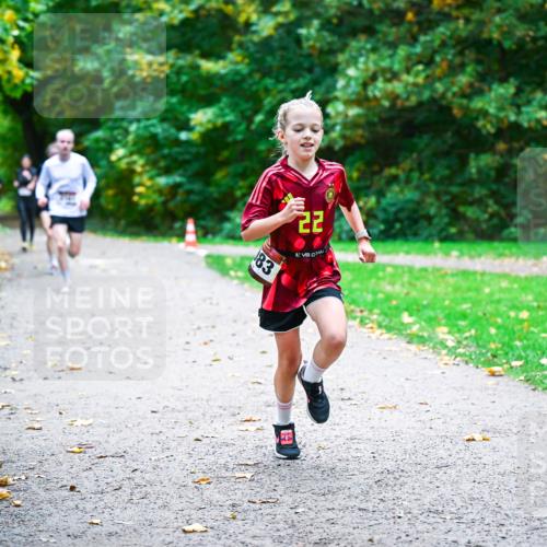 12.10.2025 - Bramfelder Halbmarathon 2025 Dr. Thomas Lammeyer http://msf.ph/oto/9352521 12.10.2025 10:43:58 Laufen 83, 22 meine-sportfotos.de