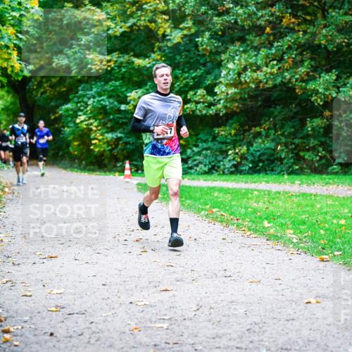 12.10.2025 - Bramfelder Halbmarathon 2025 Dr. Thomas Lammeyer http://msf.ph/oto/9352594 12.10.2025 10:44:12 Laufen  meine-sportfotos.de