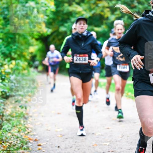 12.10.2025 - Bramfelder Halbmarathon 2025 Dr. Thomas Lammeyer http://msf.ph/oto/9352652 12.10.2025 10:44:23 Laufen 2438, 34, 2897 meine-sportfotos.de