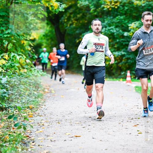 12.10.2025 - Bramfelder Halbmarathon 2025 Dr. Thomas Lammeyer http://msf.ph/oto/9352710 12.10.2025 10:44:35 Laufen 2275, 2241 meine-sportfotos.de