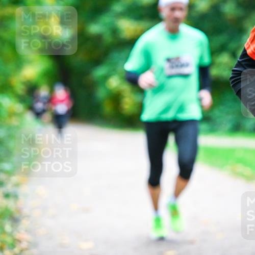 12.10.2025 - Bramfelder Halbmarathon 2025 Dr. Thomas Lammeyer http://msf.ph/oto/9352769 12.10.2025 10:44:46 Laufen  meine-sportfotos.de