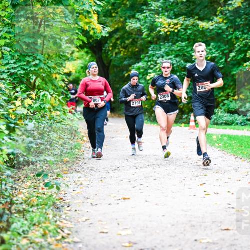 12.10.2025 - Bramfelder Halbmarathon 2025 Dr. Thomas Lammeyer http://msf.ph/oto/9352790 12.10.2025 10:44:52 Laufen 20, 807, 2308, 2793 meine-sportfotos.de