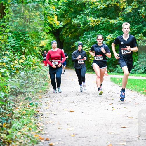 12.10.2025 - Bramfelder Halbmarathon 2025 Dr. Thomas Lammeyer http://msf.ph/oto/9352795 12.10.2025 10:44:53 Laufen 2807, 2793, 2308, 2092 meine-sportfotos.de