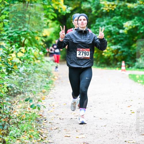 12.10.2025 - Bramfelder Halbmarathon 2025 Dr. Thomas Lammeyer http://msf.ph/oto/9352806 12.10.2025 10:44:55 Laufen 2793, 23 meine-sportfotos.de