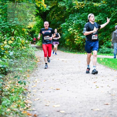 12.10.2025 - Bramfelder Halbmarathon 2025 Dr. Thomas Lammeyer http://msf.ph/oto/9352833 12.10.2025 10:45:00 Laufen 2426, 2704 meine-sportfotos.de